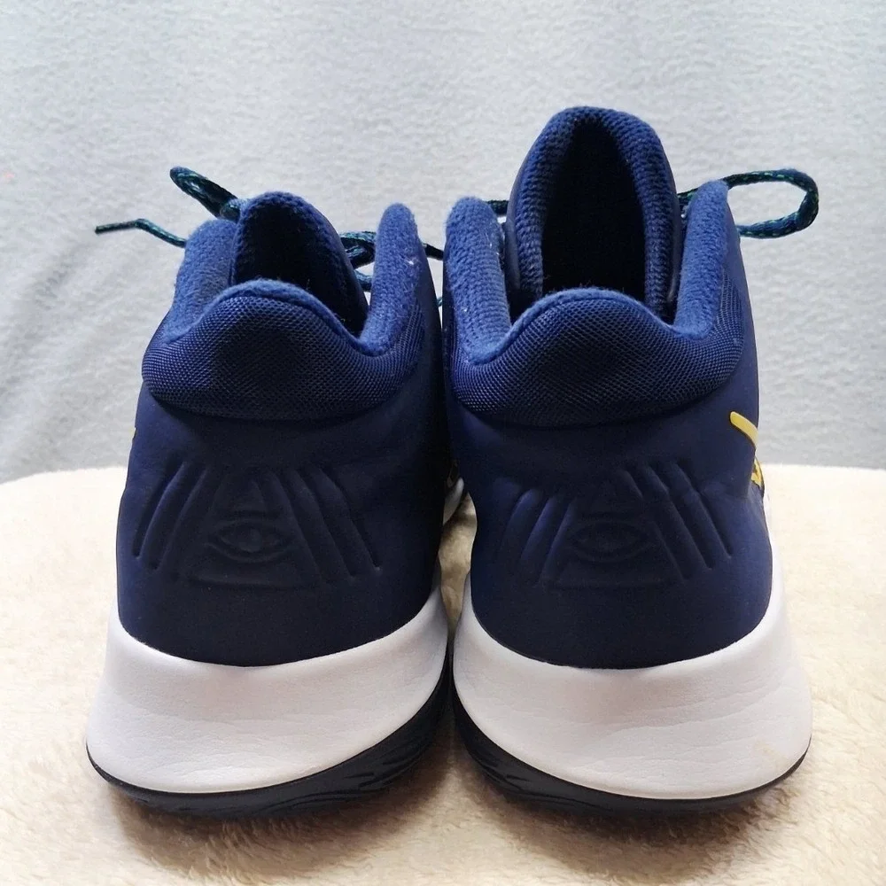 Nike‎ Kyrie Flytrap 4 Blue Void Yellow Mid Top Basketball Sneaker GS Size 7Y ✨️